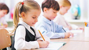 Preocupante: Ya desde los primeros años de educación, muchos padres piensan en formarlos para que busquen oportunidades en otros países.