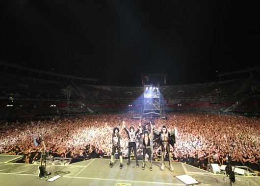 Kiss clásico en River: show ATP, espectacularidad y amor renovado  (foto 6)