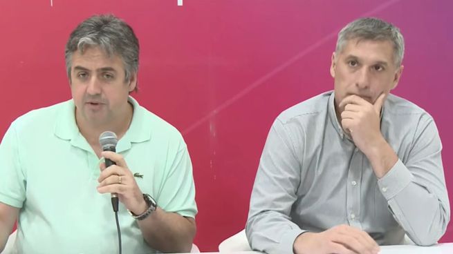 Los ministros Pablo Cococcioni y Pablo Olivares.