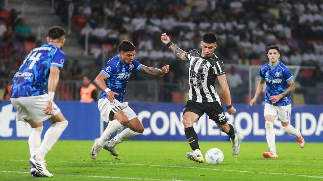 Central Córdoba (SdE) no pudo con Cerro Largo, pero sigue con vida en la Copa Sudamericana.
