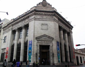 Banco de Perú, el modelo que busca Argentina para acumular reservas. Banco de Perú, el modelo que busca Argentina para acumular reservas.