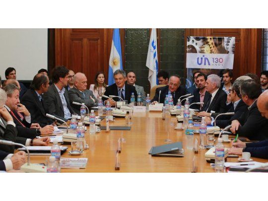 El ministro de Producción, Francisco Cabrera, se reunió con las nuevas autoridades de la Unión Industrial Argentina.