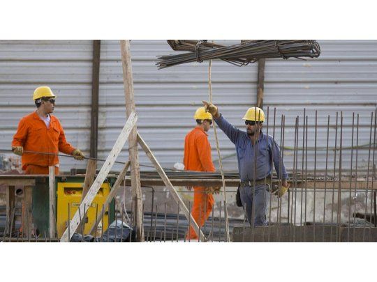 Construcción: el empleo formal creció 8,1% en abril, pero ya se ven signos de retracción