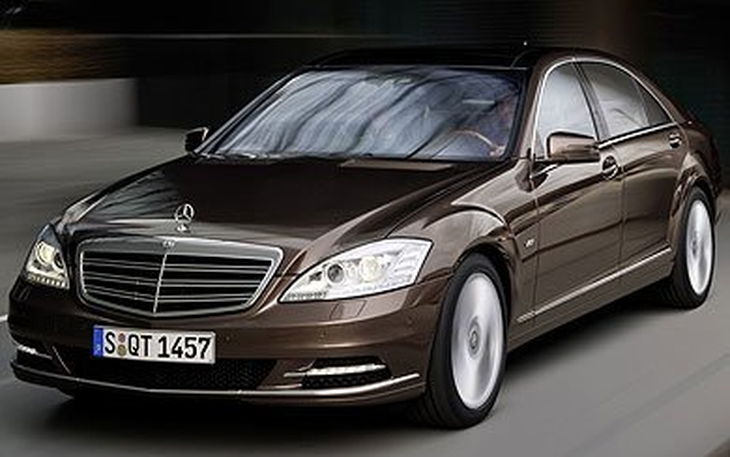 El Mercedes Benz S600 de Carlos Slim. El Mercedes Benz S600 de Carlos Slim.