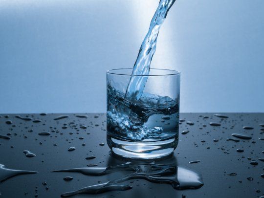 El Gobierno de Alberto Fernández avanzará en la quita de subsidios al agua. 