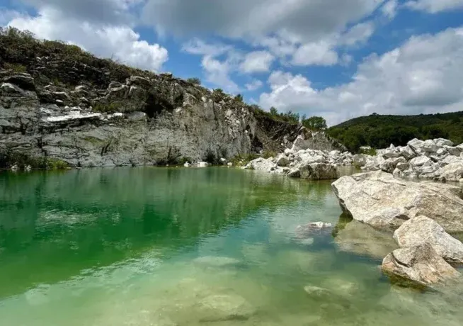 El balneario es la gran atracción de este rincón cordobés. El balneario es la gran atracción de este rincón cordobés.