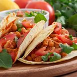 Es es la compañía que cocina más tacos al año: 5,000 millones en más de 7,000 sucursales de todo el mundo Es es la compañía que cocina más tacos al año: 5,000 millones en más de 7,000 sucursales de todo el mundo