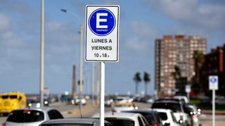 Cómo funcionará el nuevo sistema de estacionamiento en la Intendencia de Montevideo.