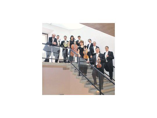 Formado por algunos de los más destacados músicos de nuestro país, el Ensamble Instrumental de Buenos Aires inició anoche,  por tercer año consecutivo, su ciclo de tres conciertos en el templo Amijail.