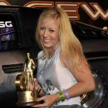 Tiene miles de millones de dólares gracias a que heredó un imperio de comida rápida. Tiene miles de millones de dólares gracias a que heredó un imperio de comida rápida.