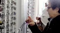 El proceso para solicitar los antoejos gratis de PAMI solo requiere presentar cierta documentación en una óptica autorizada.&nbsp;