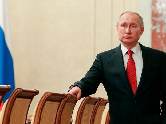 El presidente de Rusia, Vladímir Putin defiende las vacunas producidas por su país.