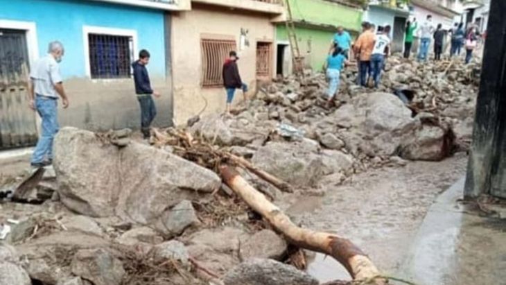 Temporal en Jujuy provoca destrozos y evacuados.