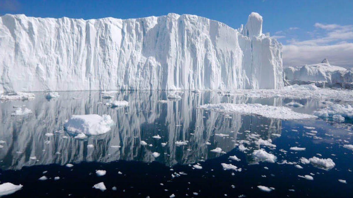 The ice of Antarctica advances towards the sea by 22%