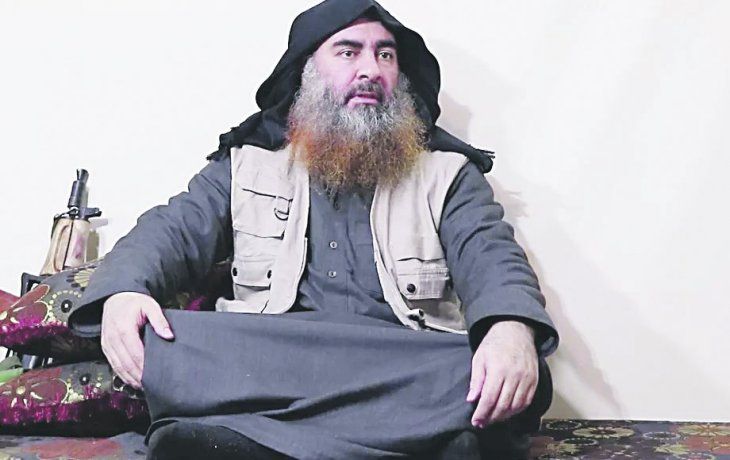 DESCONOCIDO. A diferencia de Osama Bin Laden, cuyas apariciones p&uacute;blicas en videos eran recurrentes, el material sobre Abu Bakr al Bagdadi era limitado. La &uacute;ltima aparici&oacute;n fue en 2014. &nbsp;