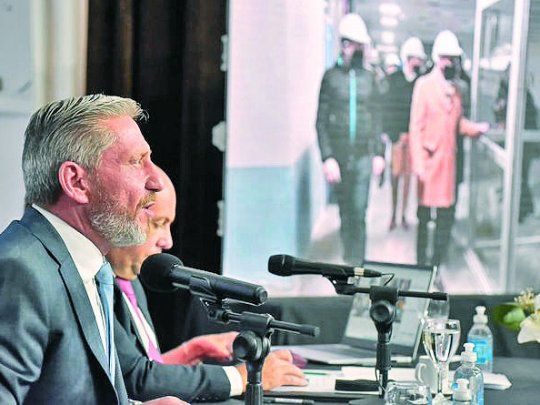 Postura. “Nada se hizo ni se hará a espaldas de los chubutenses”, dijo.