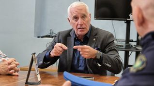 El ministro del Interior respondió a los ocho homicidios en 72 horas en Montevideo. El ministro del Interior respondió a los ocho homicidios en 72 horas en Montevideo.