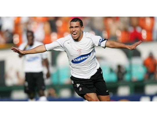 Corinthians quiere repatriar a Tevez.