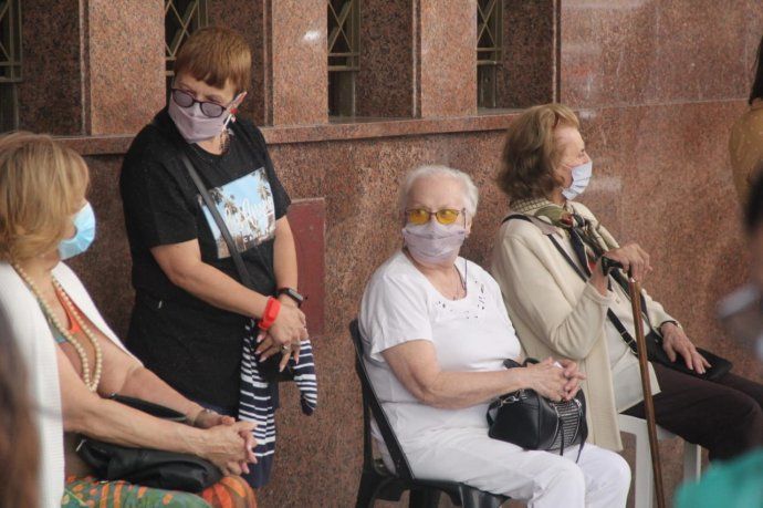 Buscan acelerar la vacunación contra el Covid-19, para seguir con la campaña de inmunización antigripal. 