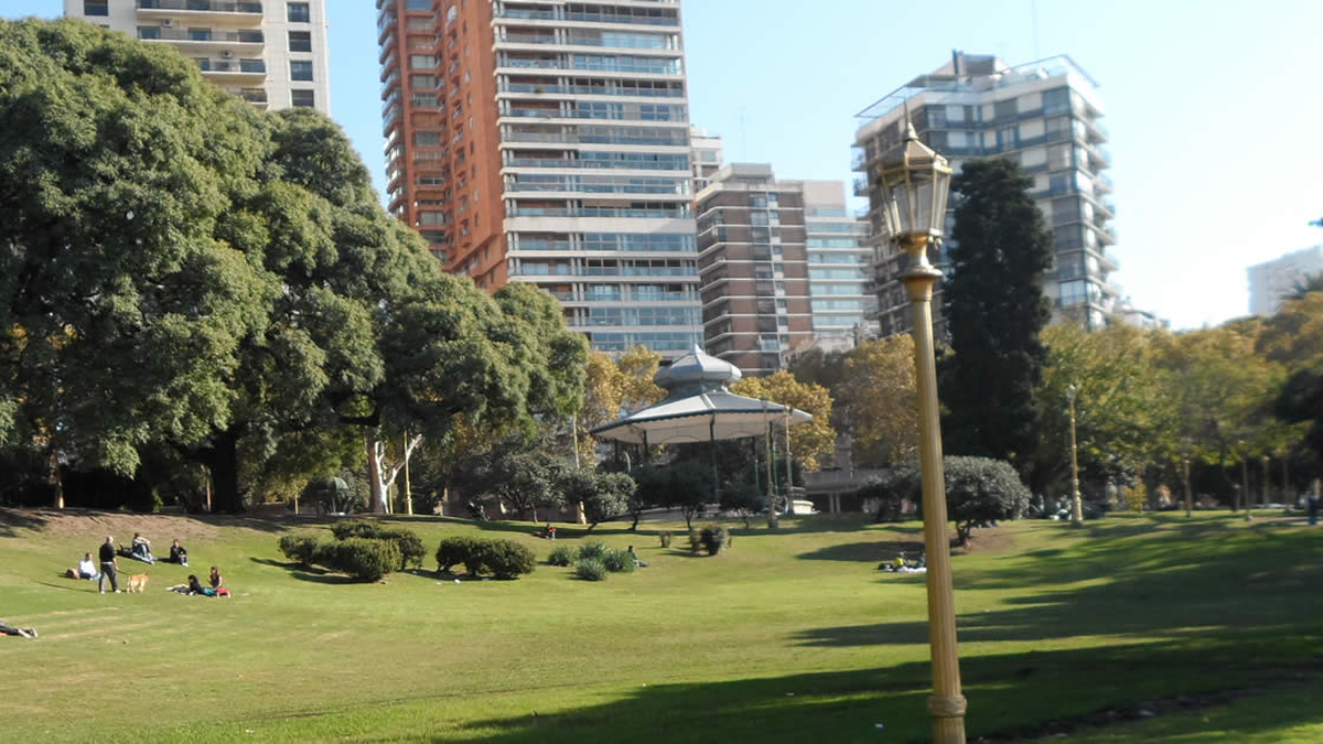 The exclusive Belgrano apartment that is sold for 2 million dollars and has views of the entire city