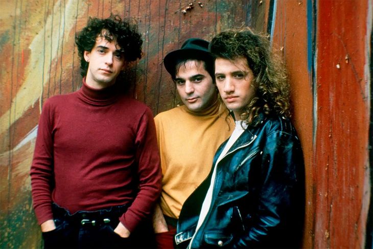 Soda Stereo y su Canción Animal de 1990. La banda redefinió su estilo en el álbum que marcó su historia como banda y la de la música también. 