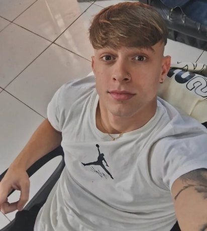 The driver of the gray Peugeot 206 was identified as Agustín David López Gagliasso, 20 years old. The driver of the gray Peugeot 206 was identified as Agustín David López Gagliasso, 20 years old.