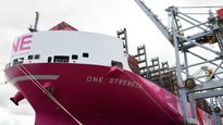 El Puerto de Montevideo recibió a uno de los portacontenedores más grandes del mundo.