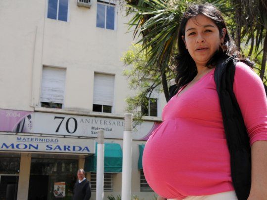 El informe revela que disminuyó el número de familias tradicionales, aunque el Estado sigue implementando políticas que reproducen ese esquema.