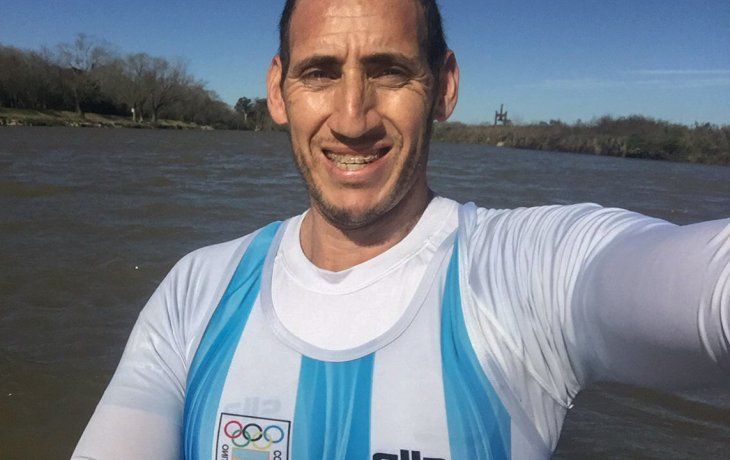 Ariel Suárez retomó los entrenamientos en el Río Luján sin permiso y recibió un acta contravencional.