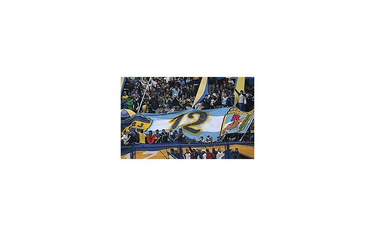 El uruguayo Fernández fue herido de bala en un enfrentamiento entre barrasbravas de Boca.