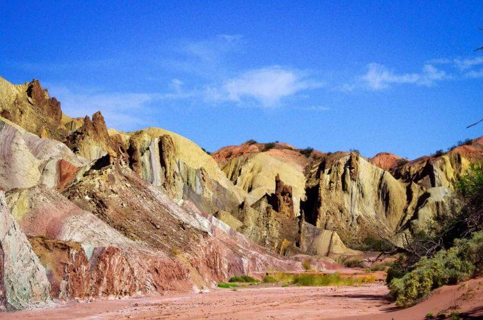 Quienes se aventuran a conocer este lugar quedan maravillados ante el imponente entorno natural. 