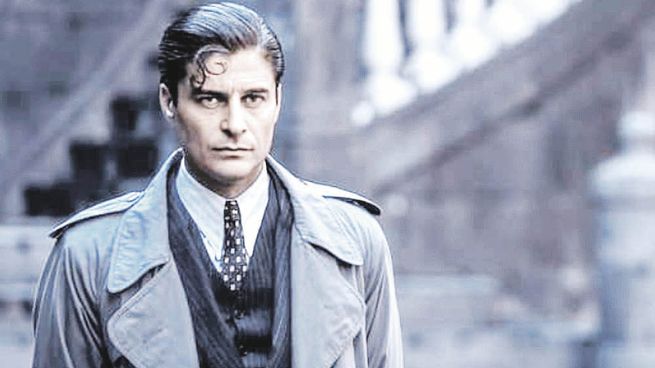 luca guanciale. La TV italiana tiene otro comisario, pero en los 30.