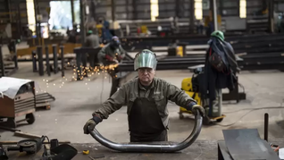 Para los empresarios del norte una de las consecuencias más graves de la crisis es la pérdida de empleo constante.  Para los empresarios del norte una de las consecuencias más graves de la crisis es la pérdida de empleo constante.