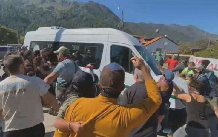 Amplio rechazo al ataque sufrido por Alberto Fernández en Chubut