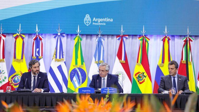 Alberto Fernández encabeza la Cumbre del Mercosur. 