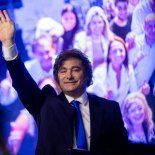 Financial Times destacó la recuperación del peso argentino tras la victoria de Milei. Financial Times destacó la recuperación del peso argentino tras la victoria de Milei.