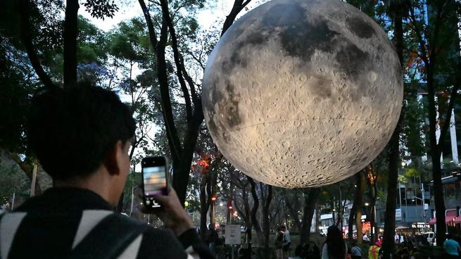 Todavía tienes tiempo para visitar la Luna Gigante en CDMX.