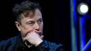 La orden de Musk llegó tras el respaldo de Trump a la Oficina de Eficiencia Gubernamental (DOGE), creada para reducir el tamaño del gobierno y limitar nuevas contrataciones.