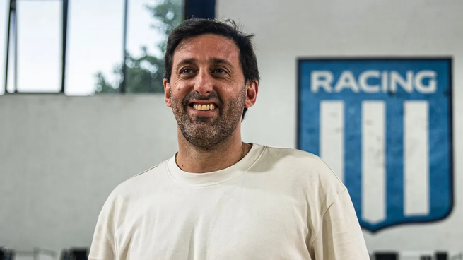 Diego Milito fue electo presidente de Racing el 15 de diciembre.