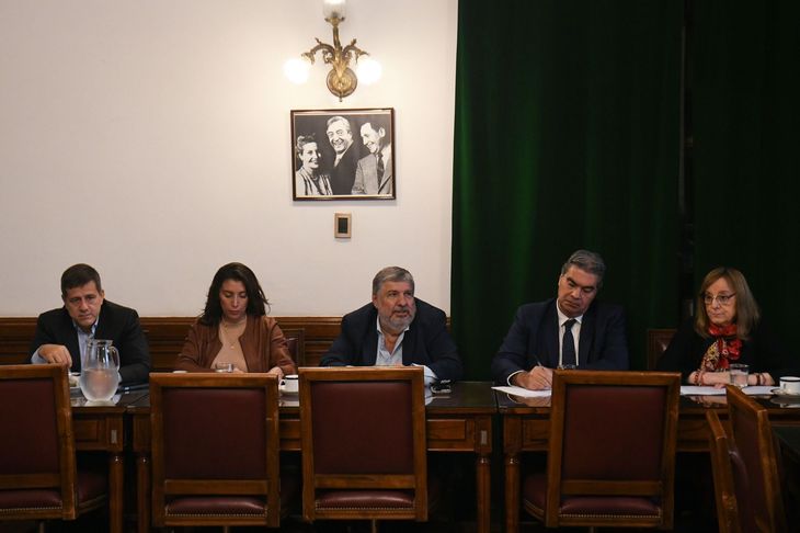 El bloques de senadores peronistas expuso su malestar por la designación de autoridades. El bloques de senadores peronistas expuso su malestar por la designación de autoridades.