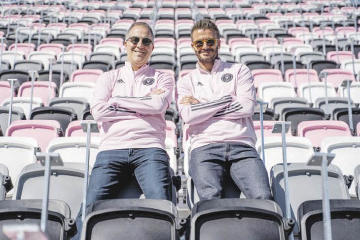 nueva era. Es la que planean Mas y Beckham, dueños del Inter Miami, a partir de la llegada de Messi al club. El rosarino desembarcaría con otro comprovinciano: Gerardo Martino pica en punta para ser el nuevo DT. nueva era. Es la que planean Mas y Beckham, dueños del Inter Miami, a partir de la llegada de Messi al club. El rosarino desembarcaría con otro comprovinciano: Gerardo Martino pica en punta para ser el nuevo DT.