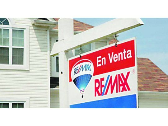 Guerra de ladrillos: crecen franquicias y desatan la polémica