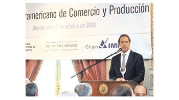 Daniel Scioli presentó ayer ante casi 400 empresarios lo más parecido a un programa. Les dijo que deben adaptarse a los cambios como los sindicalistas y que no habrá ajustes.