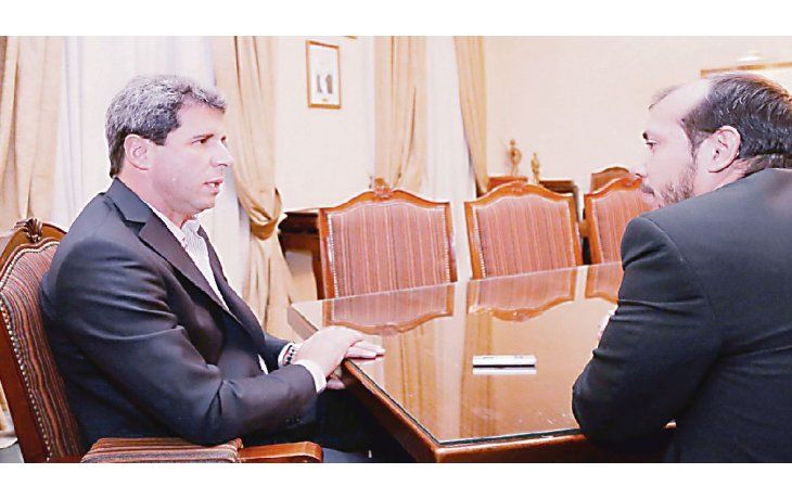 Contacto. El mandatario recibió a este diario en su despacho de la Casa de Gobierno sanjuanina. Destacó los logros en estos años de gestión y no descartó pelear por la reelección en 2019.