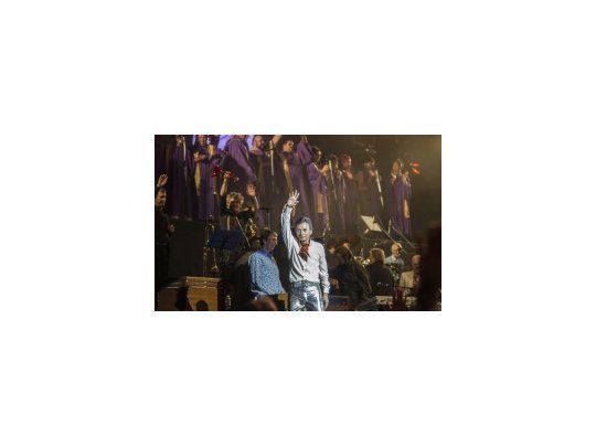 Palito Ortega presentó su nuevo disco en un Luna Park colmado. (Fotos: Leo Bastianelli- Cortesía Coro Gospel Joy)