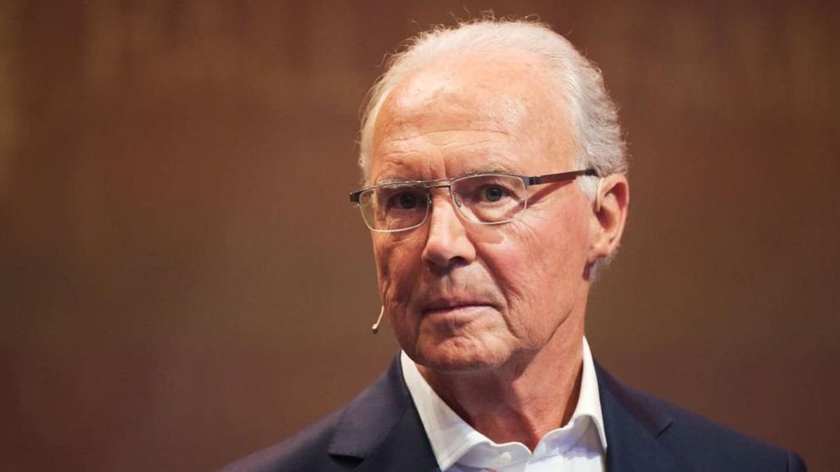 Franz Beckenbauer, football legend and German emblem, died