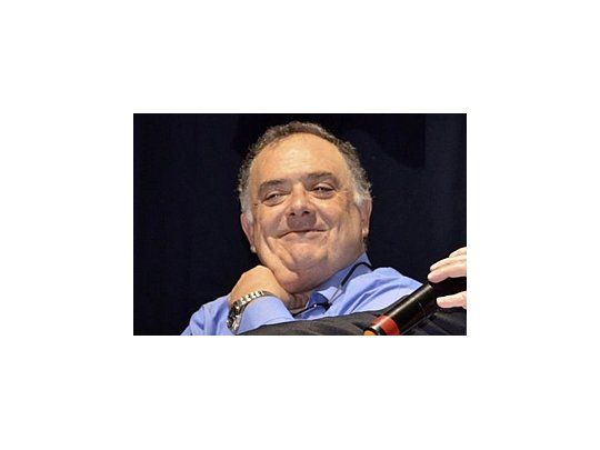 Eduardo Valdés.