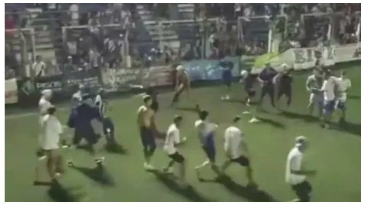 Pitched battle between Midland fans: shots, blows and two injured