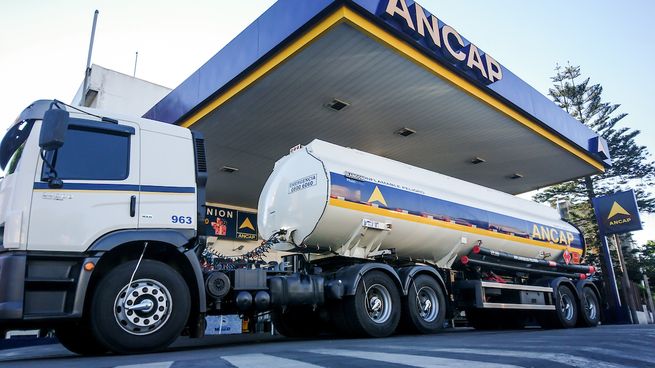 Ancap resignó una cifra millonaria por el sistema de fijación de precios de los combustibles.