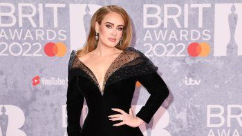 Adele en los BRIT Awards 2022.